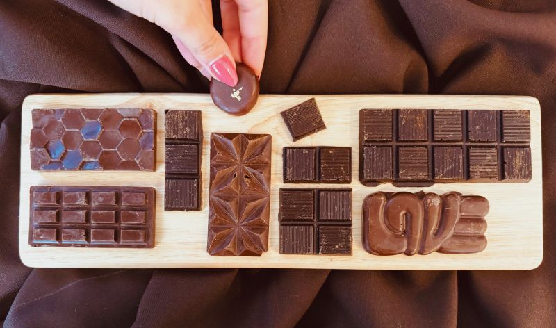 Cocoa Alternatives Startups-Kokomodo Cocoa-free chocolates